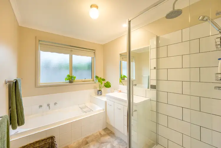 Seventh view of Homely unit listing, 2/3 Toal Drive, Warrnambool VIC 3280
