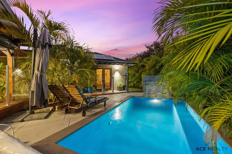 5 Maddox Crescent, Melville WA 6156