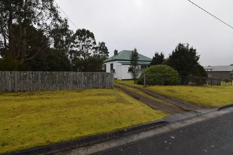 35 English Street, Waratah TAS 7321