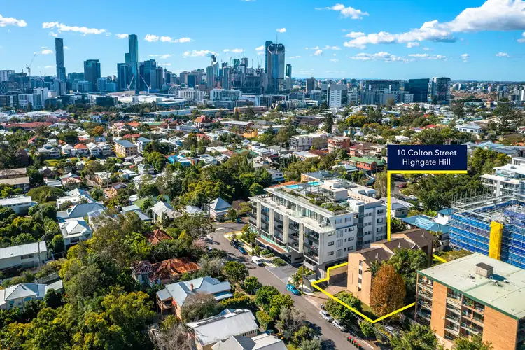 10 Colton Street, Highgate Hill QLD 4101