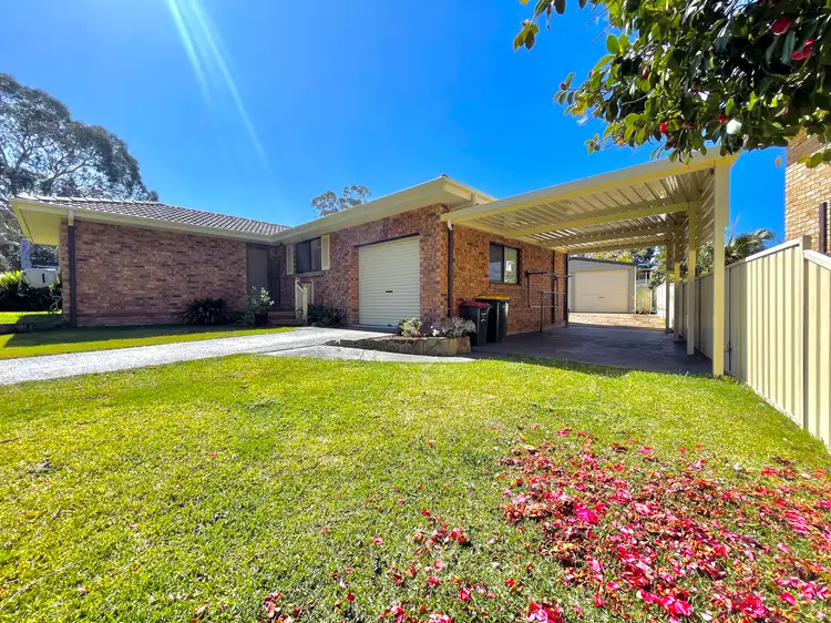 68 Suncrest Avenue, Sussex Inlet NSW 2540
