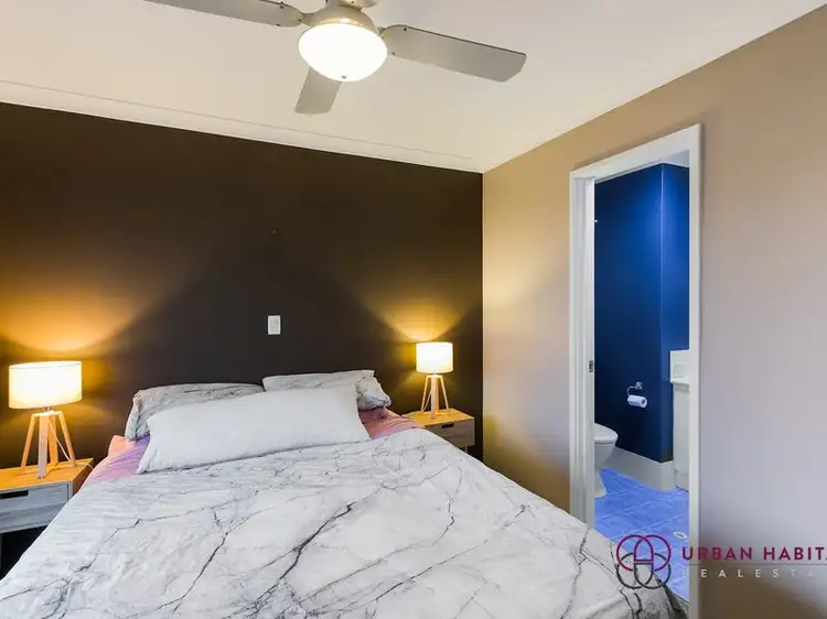 Fifth view of Homely house listing, 8 Hueston Lookout, Leda WA 6170
