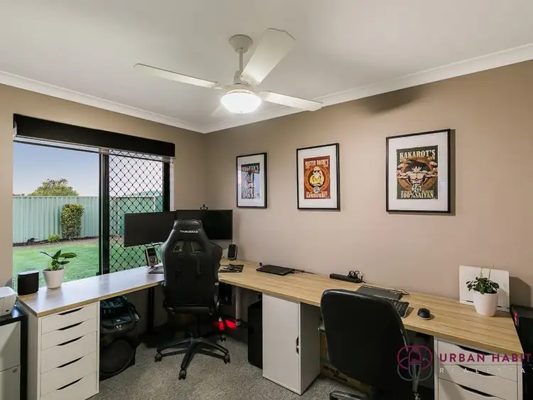 Sixth view of Homely house listing, 8 Hueston Lookout, Leda WA 6170