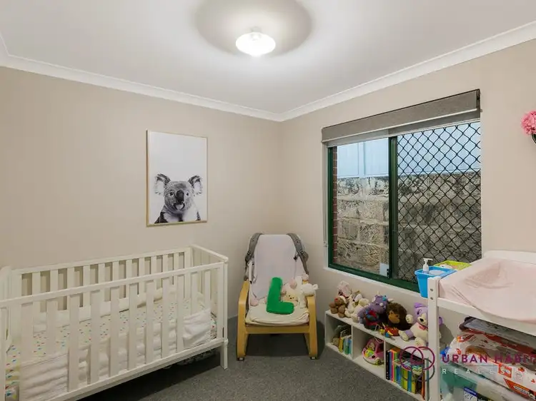Seventh view of Homely house listing, 8 Hueston Lookout, Leda WA 6170