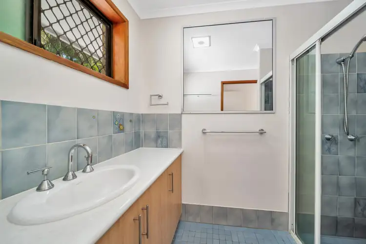Fifth view of Homely unit listing, 1/5 Briggs Close, Whitfield QLD 4870