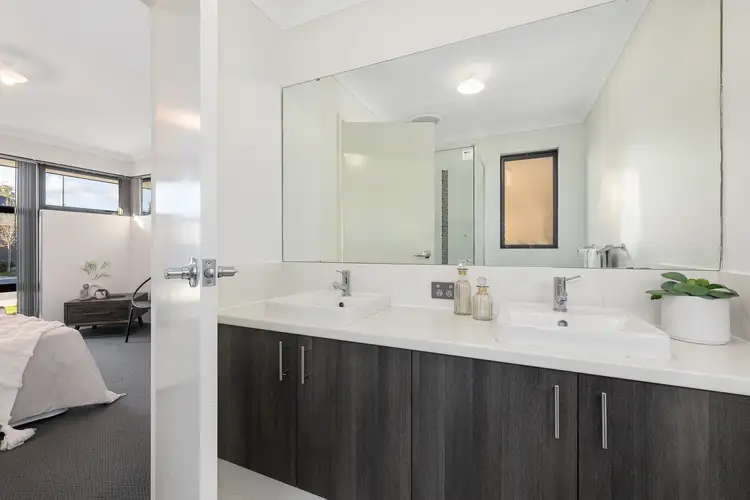Sixth view of Homely house listing, 42 Hobson Loop, Piara Waters WA 6112