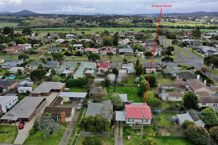 24 Ross Street, Bairnsdale VIC 3875