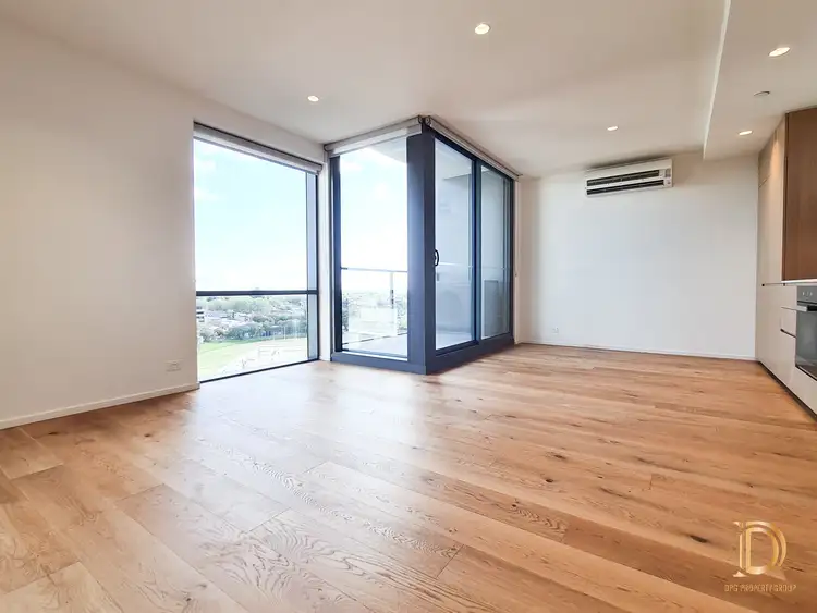8c Evergreen Mews