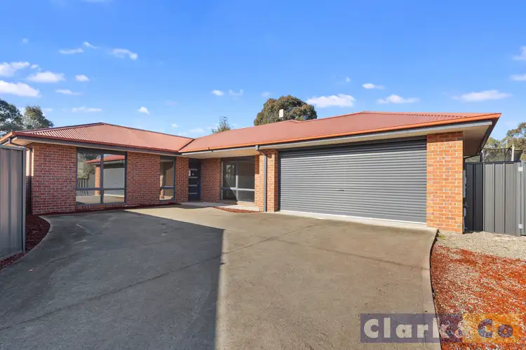 10 Farrall Court, Mansfield VIC 3722