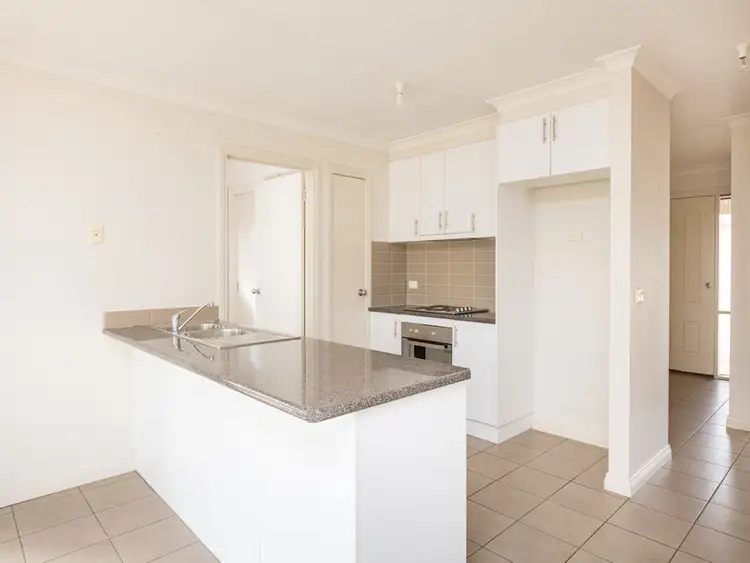 Fifth view of Homely townhouse listing, 3/9 Lisa Court, Mildura VIC 3500