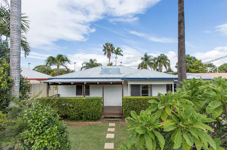 8 Tainton Street, Clontarf QLD 4019