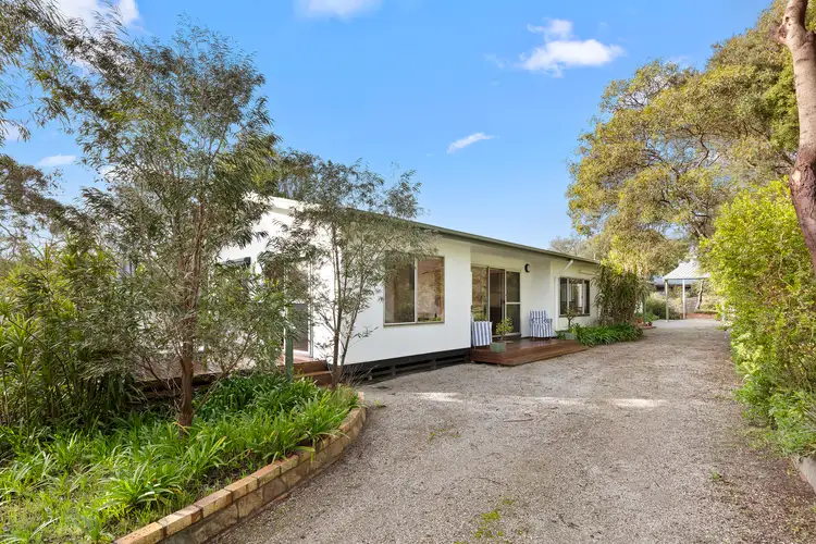 18 Noble Street