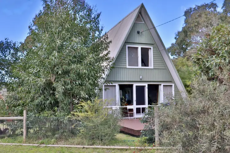 4 Holmwood Avenue