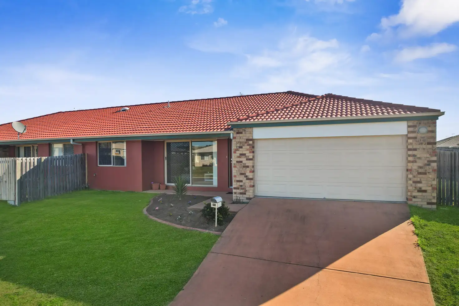 Main view of Homely semi-detached listing, 2/10 Tawney Street, Lowood QLD 4311