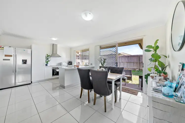 Sixth view of Homely semi-detached listing, 2/10 Tawney Street, Lowood QLD 4311