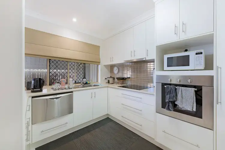 Seventh view of Homely townhouse listing, 2/6 Mulgrave Street, Bundaberg West QLD 4670