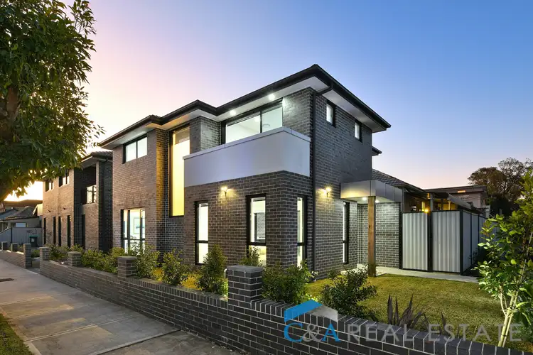 11 Gordon Road