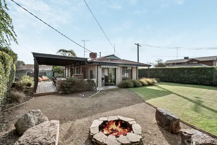 13 Poplar Court, Belmont VIC 3216