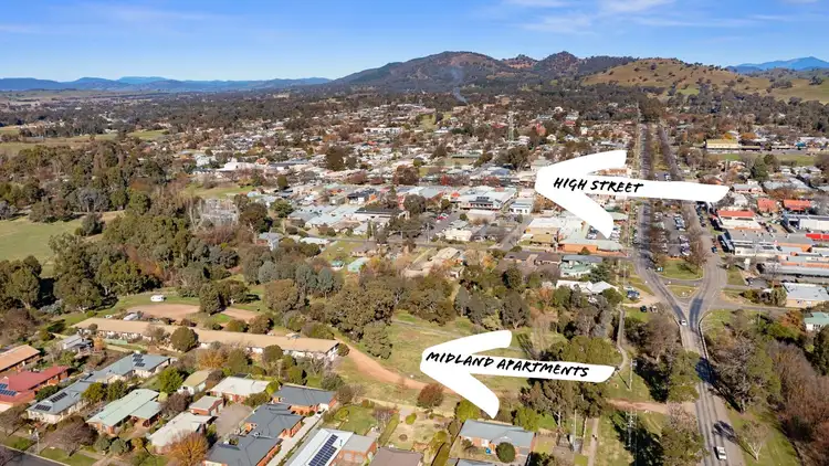 Second view of Homely unit listing, 1/5 Midland Highway, Mansfield VIC 3722