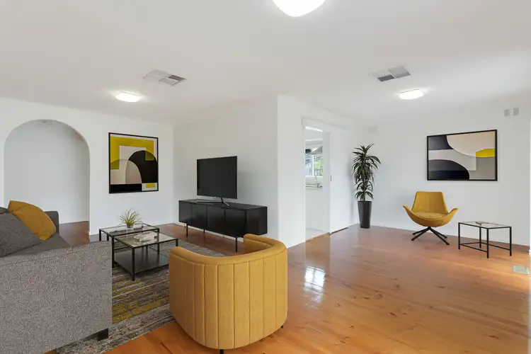 Main view of Homely house listing, 3 wevlin Close, Endeavour Hills VIC 3802