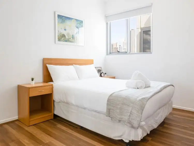 912/570 Swanston Street