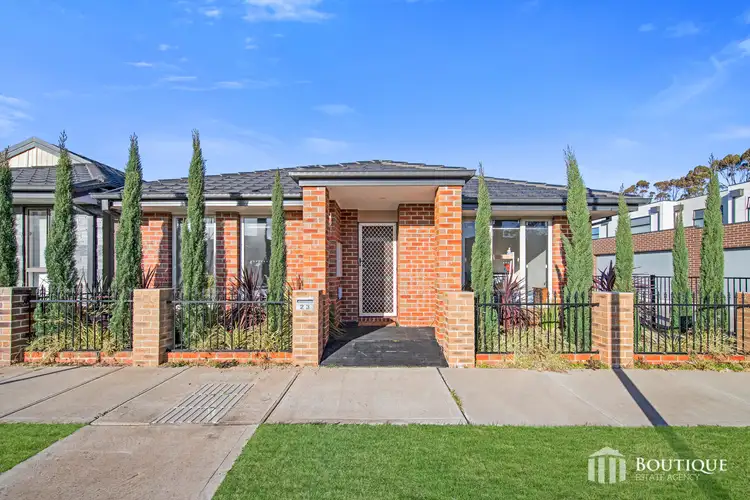 23 Hunt Way, Pakenham VIC 3810