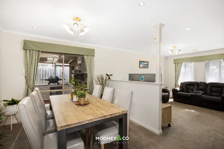 Sixth view of Homely house listing, 1 Durnoch Place, Cranbourne VIC 3977