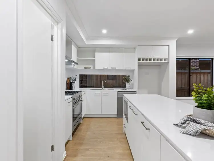 Fourth view of Homely house listing, 17 Havant Circuit, Charlemont VIC 3217