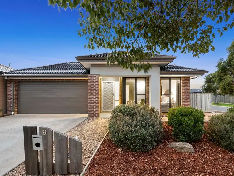 9 Tenneyson Close, Armstrong Creek VIC 3217