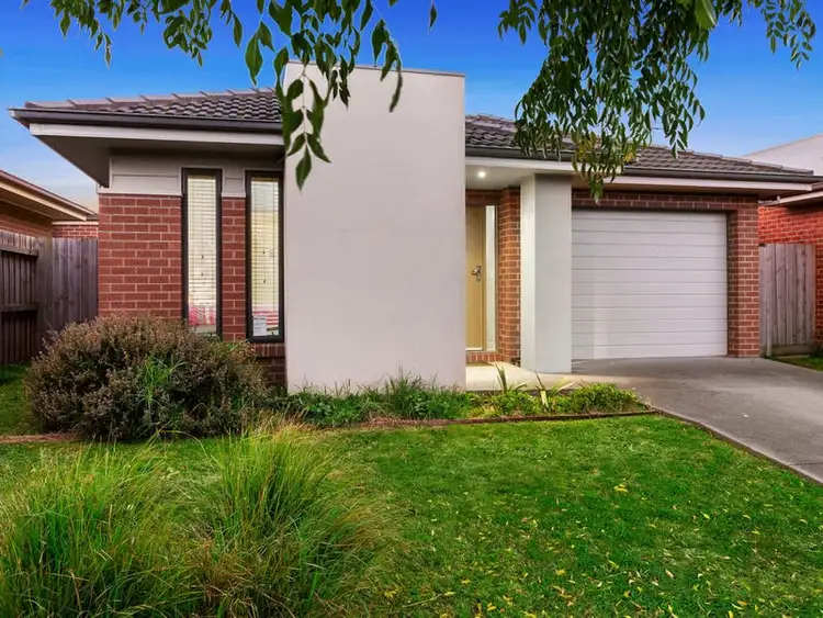 24 Beekeeper Road, Armstrong Creek VIC 3217