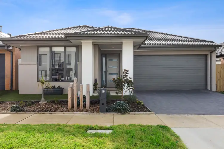 16 Bentons Way, Armstrong Creek VIC 3217