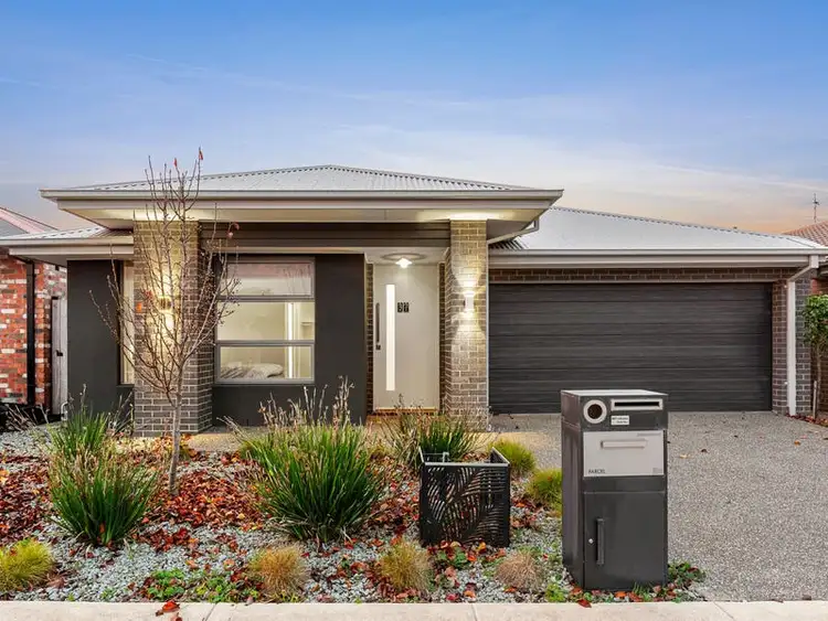 37 Iris Loop, Armstrong Creek VIC 3217