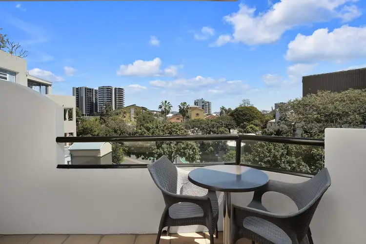 319/5 Edmondstone Street, South Brisbane QLD 4101