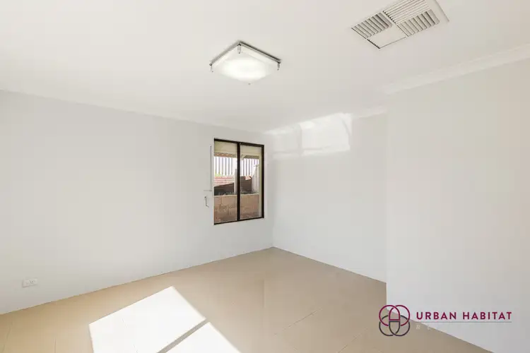 Sixth view of Homely house listing, 5 Pedder Way, Parmelia WA 6167