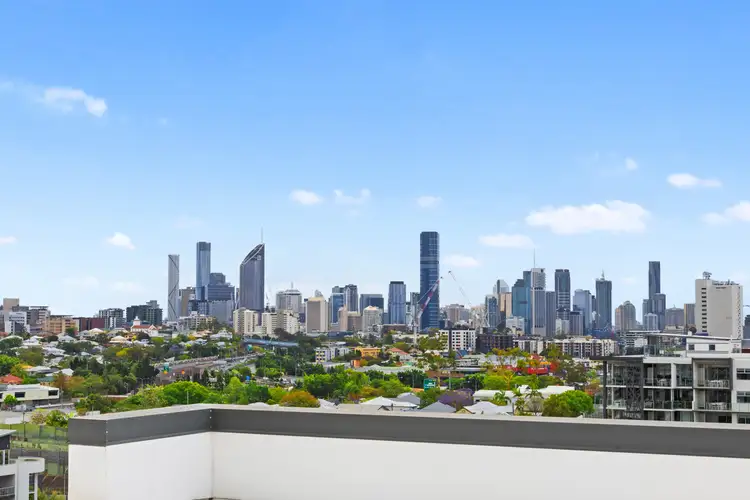 43/17 Carl Street, Woolloongabba QLD 4102