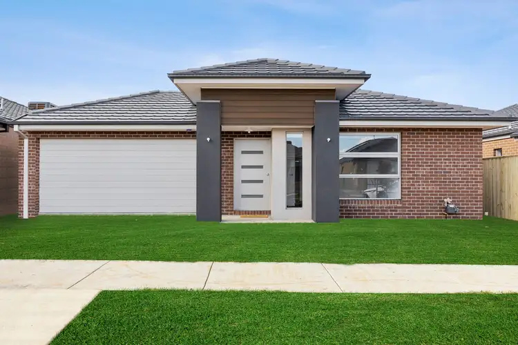 Main view of Homely house listing, 20 Honeyeater Way, Mount Duneed VIC 3217