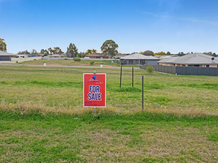65 Boundary Rd, Narrandera NSW 2700