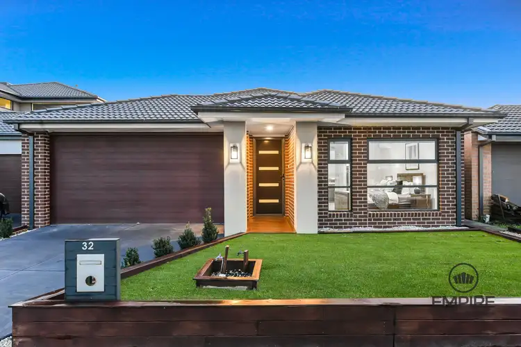 Main view of Homely house listing, 32 Parkhurst Drive, Cranbourne East VIC 3977