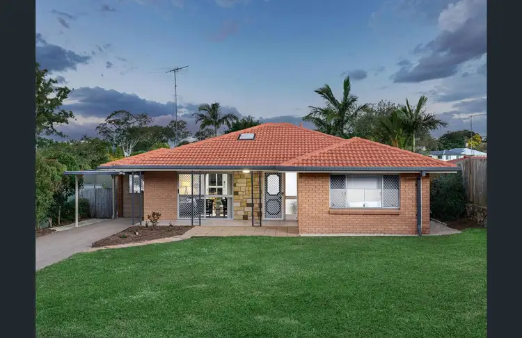 25 Honeysuckle Street