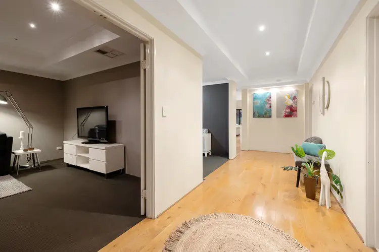Fifth view of Homely house listing, 6 Edgar Link, Piara Waters WA 6112