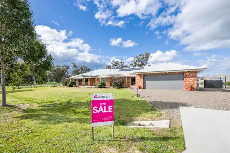 8 PARKLAND DRIVE, Tallygaroopna VIC 3634