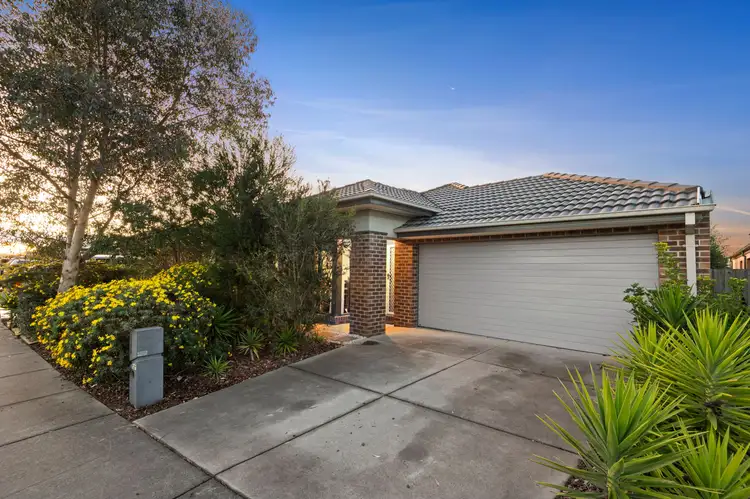 24 Whitfords Drive, Armstrong Creek VIC 3217