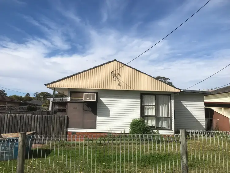 5 Fiona Street