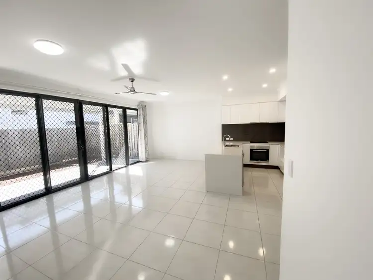 46 Avondale Crescent, Parkinson QLD 4115