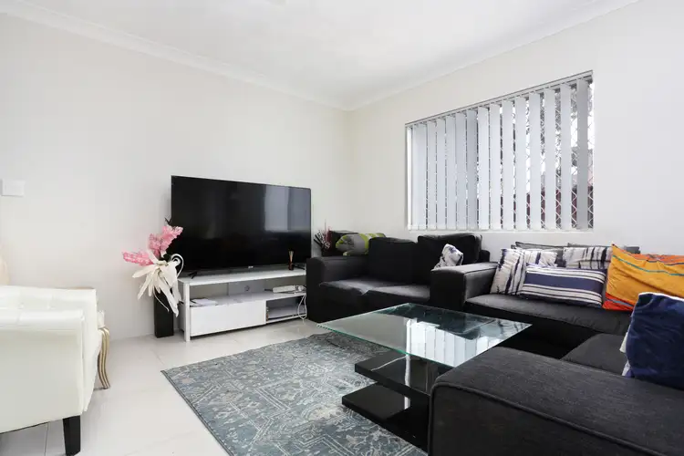 9/6-8 Addlestone Road