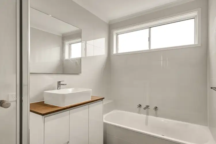 Fifth view of Homely unit listing, 1/50 Preston Avenue, Endeavour Hills VIC 3802
