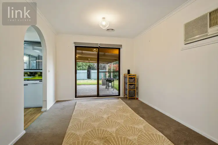 Fifth view of Homely house listing, 401 Elton Court, Lavington NSW 2641