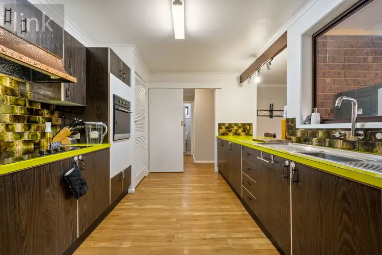 Sixth view of Homely house listing, 401 Elton Court, Lavington NSW 2641