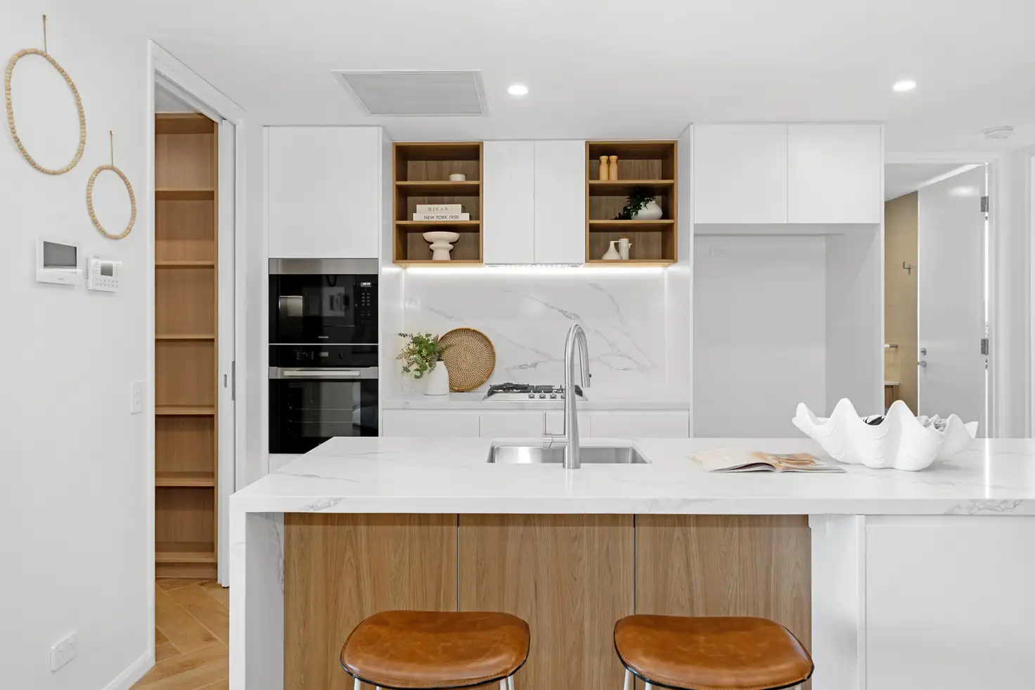 Main view of Homely apartment listing, 303/39 Bay Terrace, Wynnum QLD 4178
