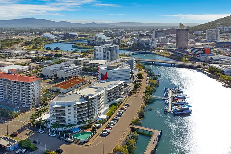 205/9 Anthony Street, South Townsville QLD 4810